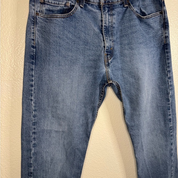 Levi's® Workwear 505 Regular Fit Men's Jeans Size 38x30. - Picture 3 of 10
